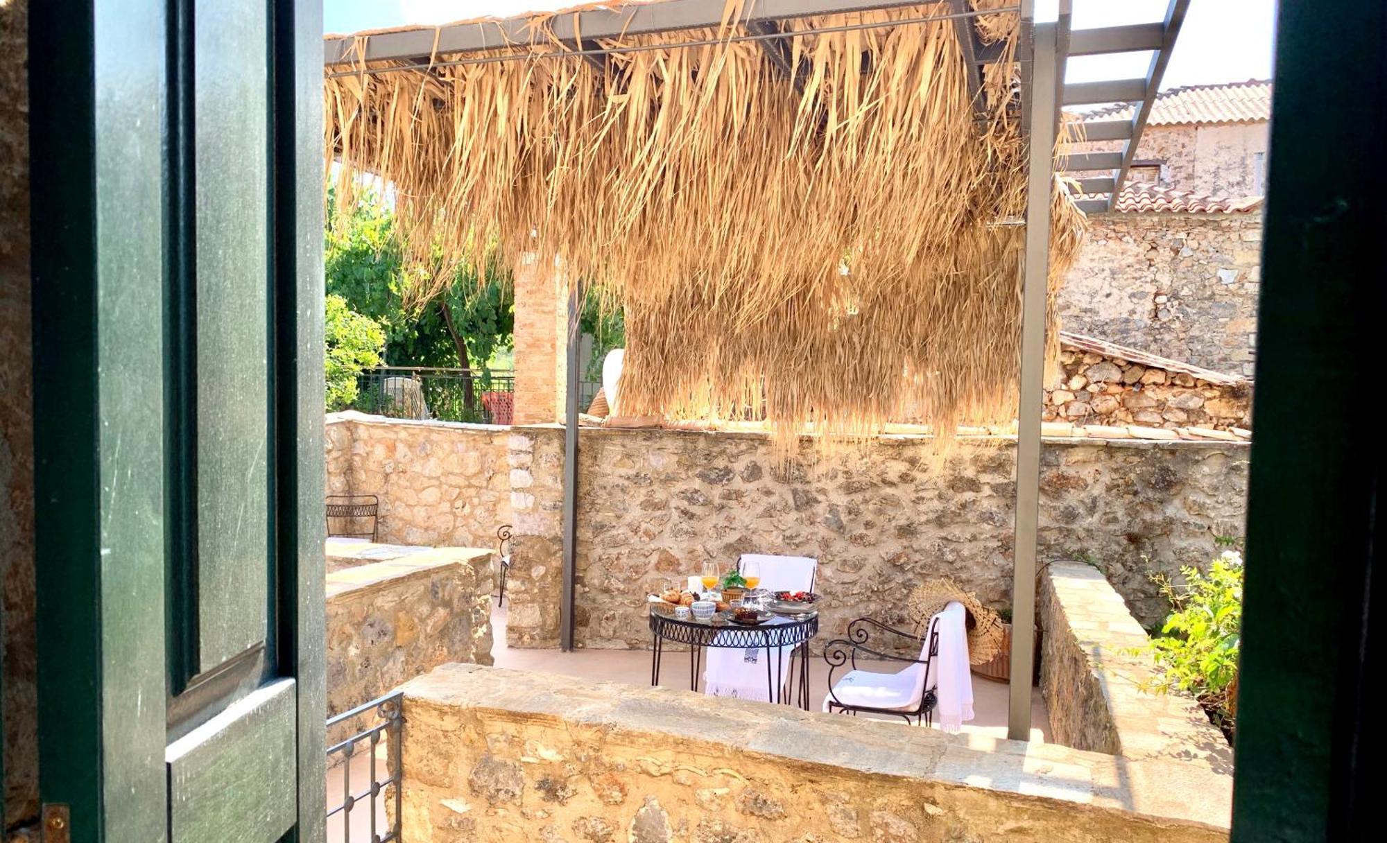קלמאטה Villa Vager Mani Hotel מראה חיצוני תמונה