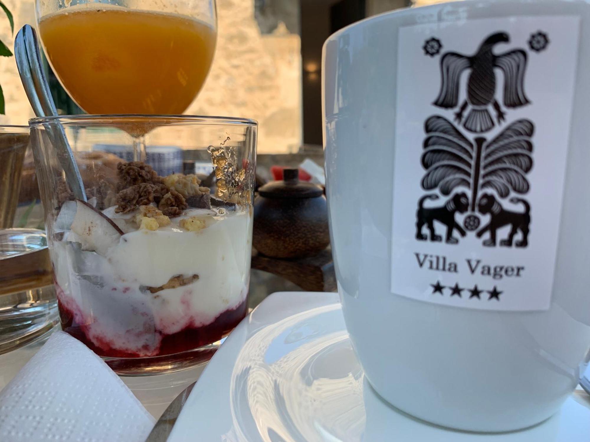 קלמאטה Villa Vager Mani Hotel מראה חיצוני תמונה
